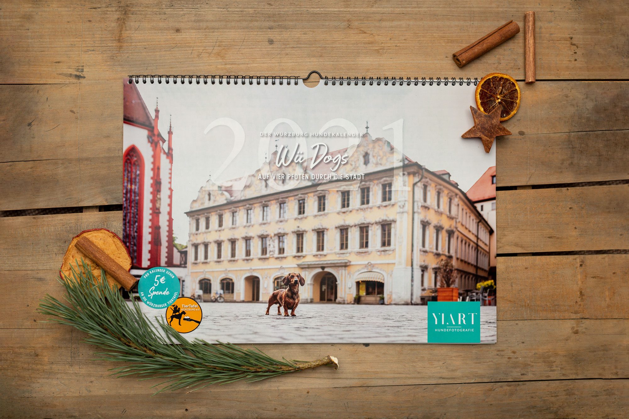 Cover-Mockup-Wü-Dogs-Hundnekalender-Hunde Kalender-Würzburg-2021 Cover-Mockup-Wü-Dogs-Hundnekalender-Hunde Kalender-Würzburg-2021